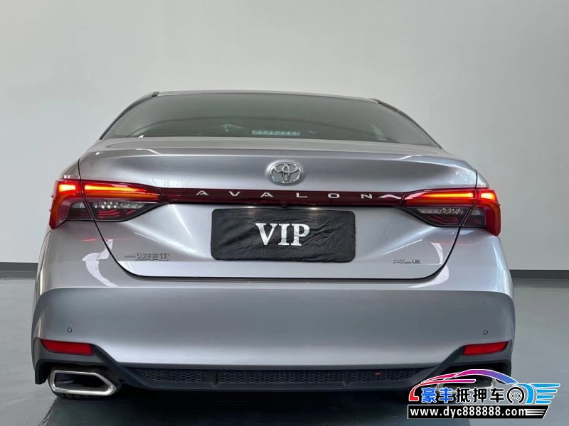 22年丰田亚洲龙轿车抵押车出售