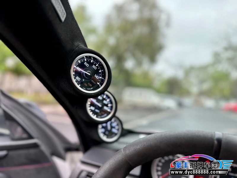 13年宝马M3轿车抵押车出售