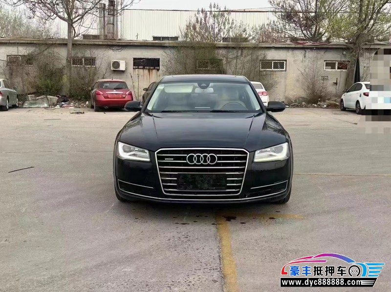 17年奥迪A3轿车抵押车出售