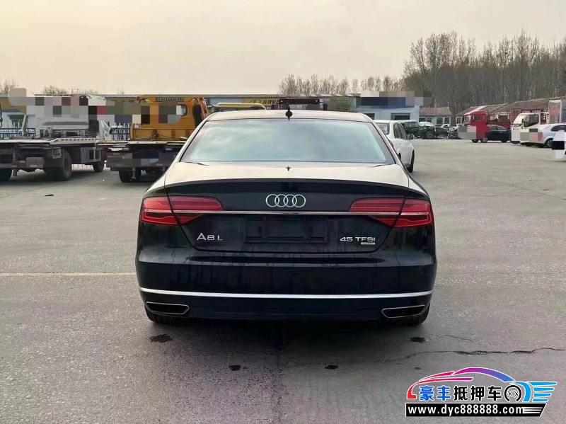 17年奥迪A3轿车抵押车出售