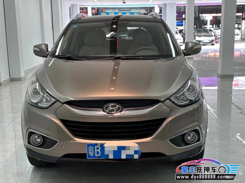 12年现代ix35轿车抵押车出售