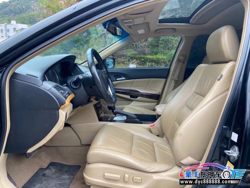 08年本田雅阁轿车抵押车出售