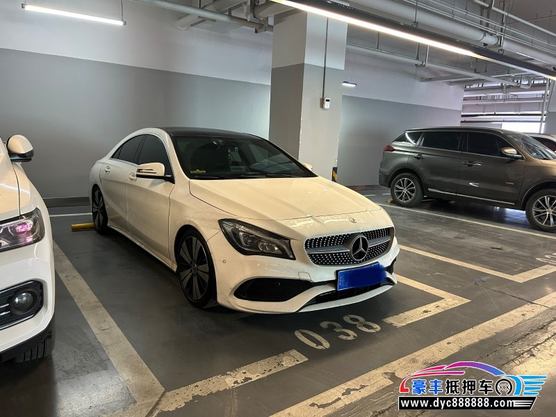 18年奔驰CLA轿车抵押车出售