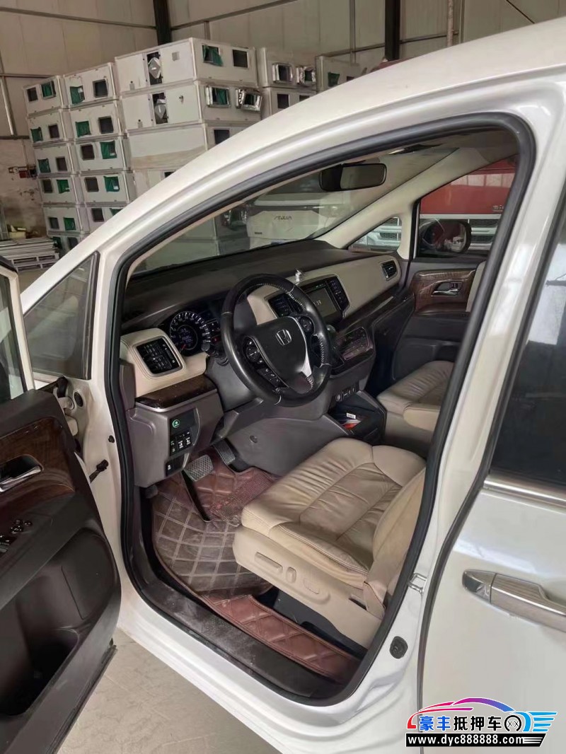 14年本田奥德赛轿车抵押车出售