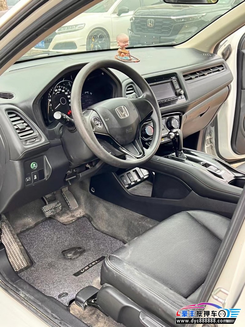 17年本田缤智轿车抵押车出售