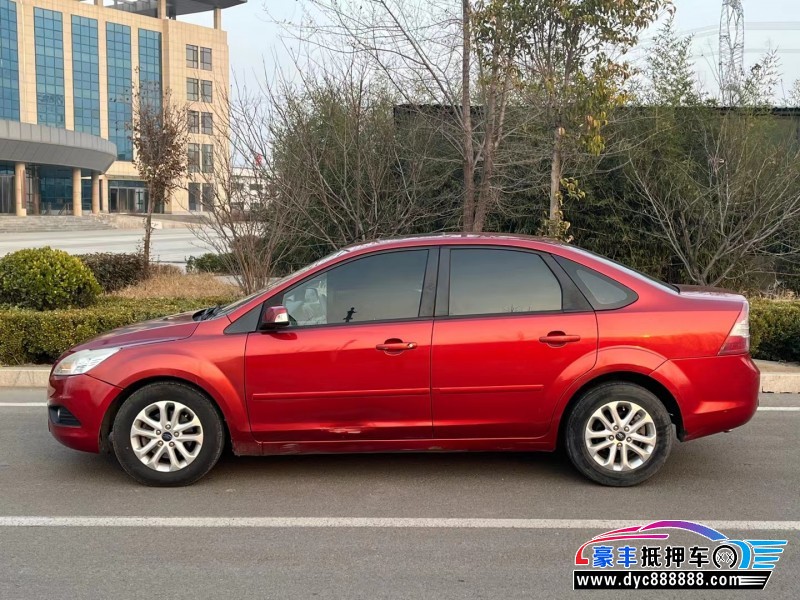 11年福特福克斯轿车抵押车出售