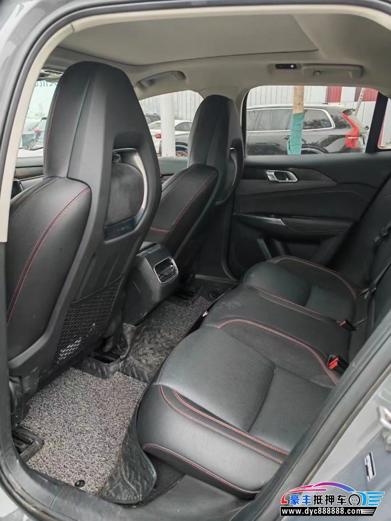 19年领克02SUV抵押车出售