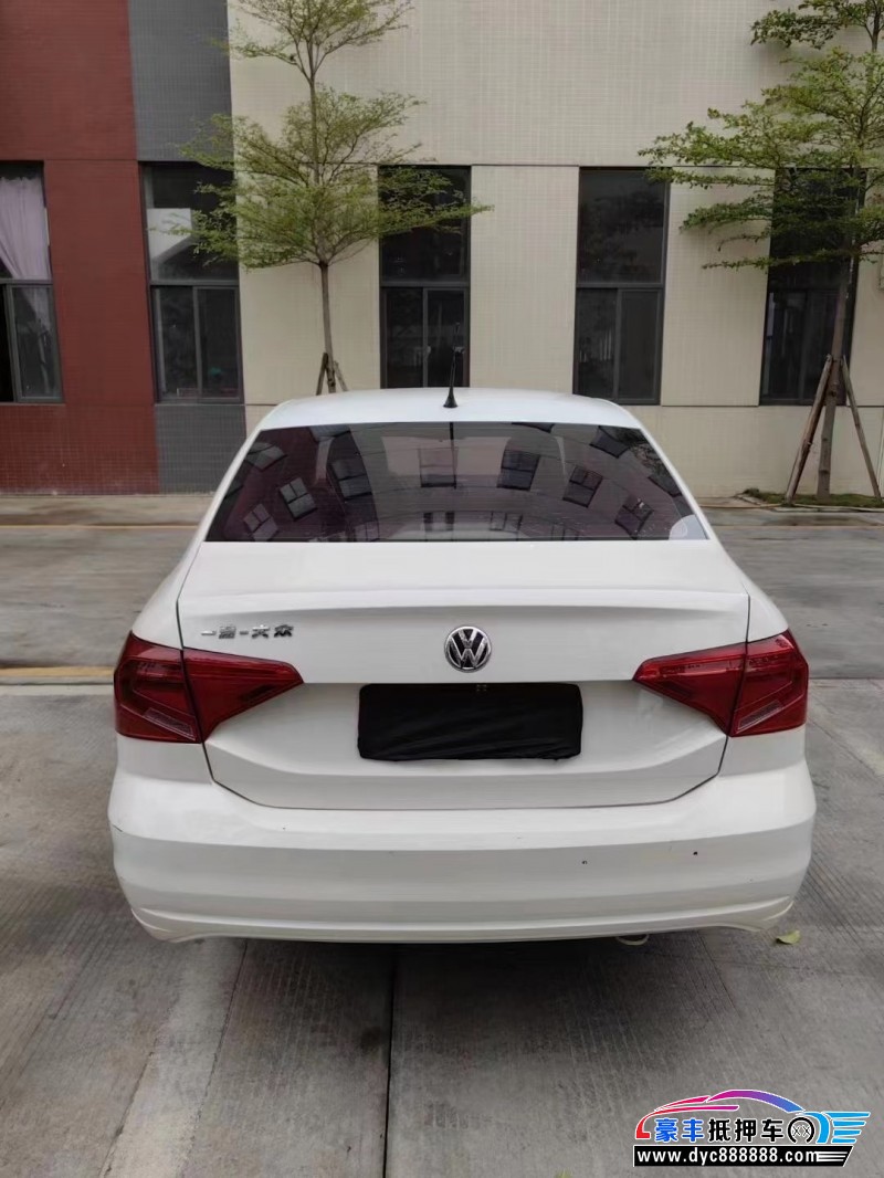 17年大众捷达轿车抵押车出售