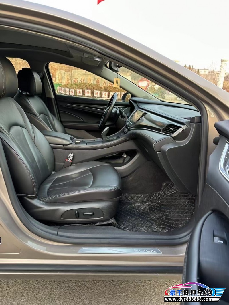 19年别克君越轿车抵押车出售