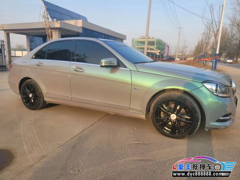 12年奔驰C级轿车抵押车出售