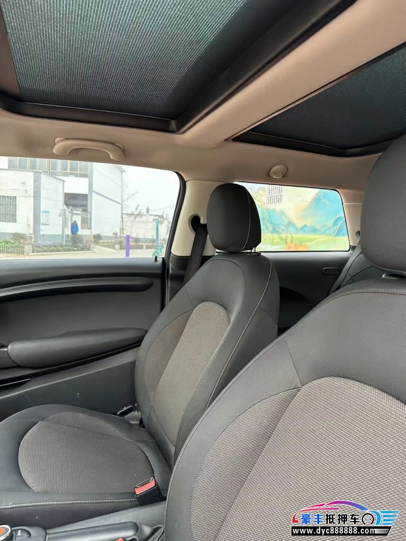 16年宝马MINI轿车抵押车出售