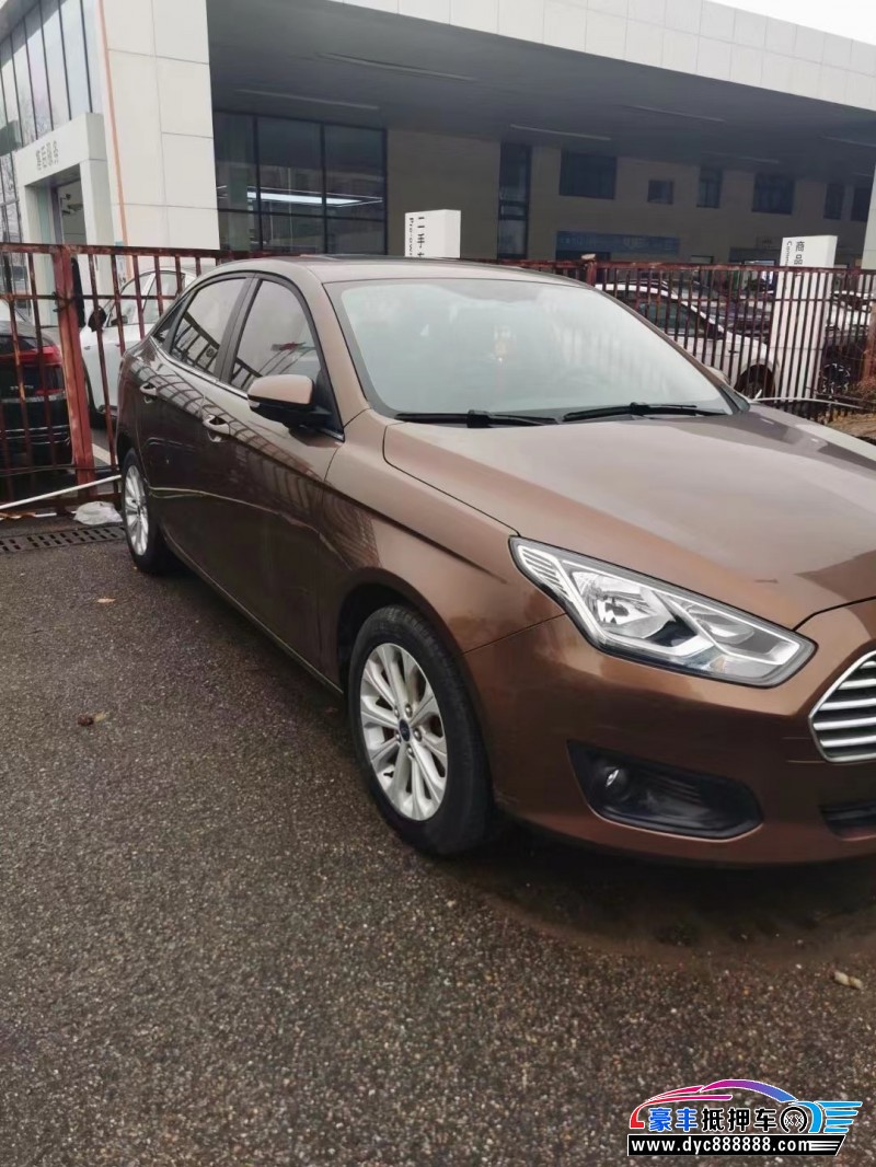 18年福特福睿斯轿车抵押车出售