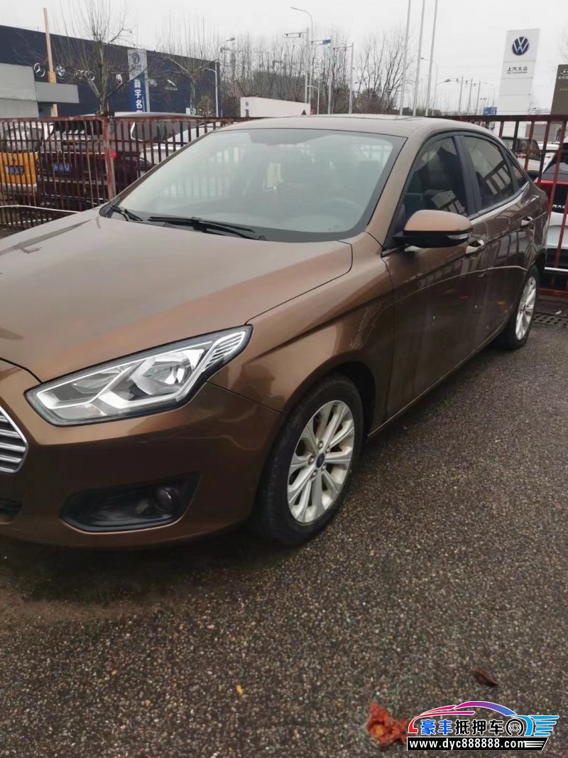 18年福特福睿斯轿车抵押车出售