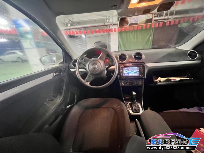 14年大众捷达轿车抵押车出售