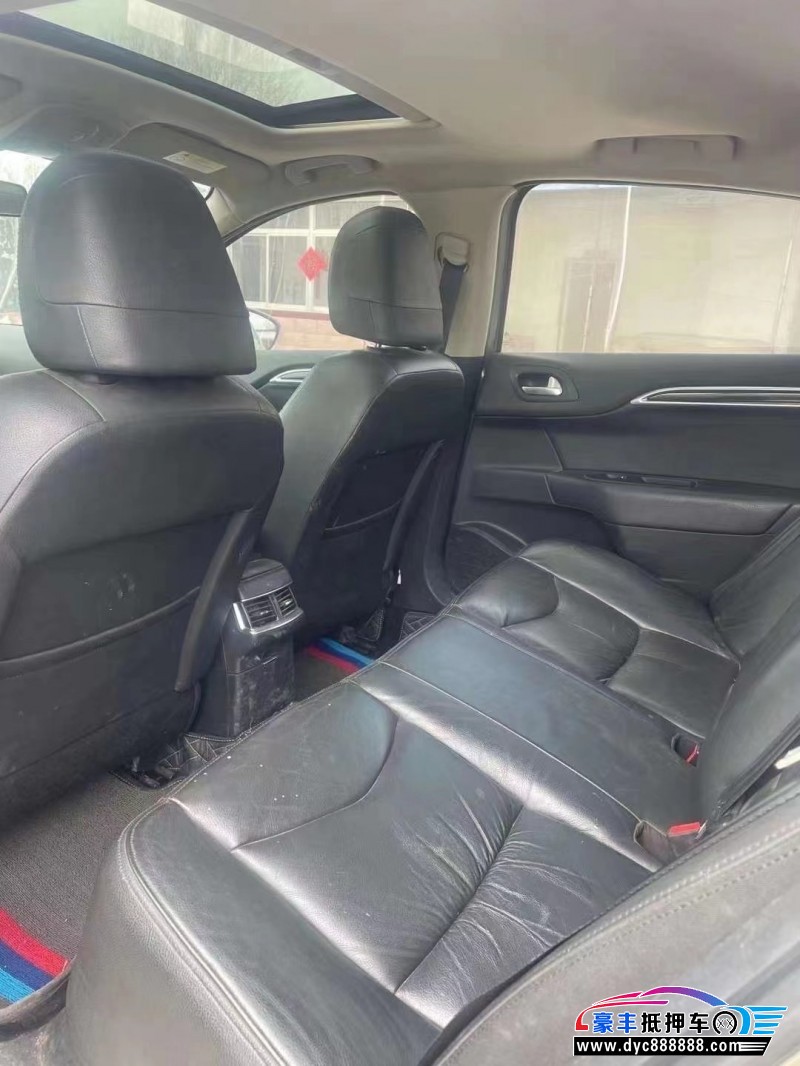 13年雪铁龙C4L轿车抵押车出售