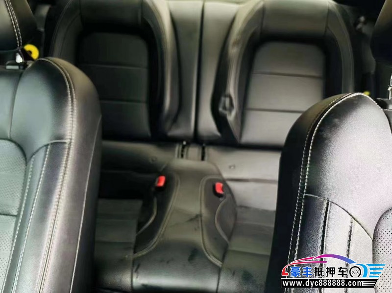 18年福特野马轿车抵押车出售