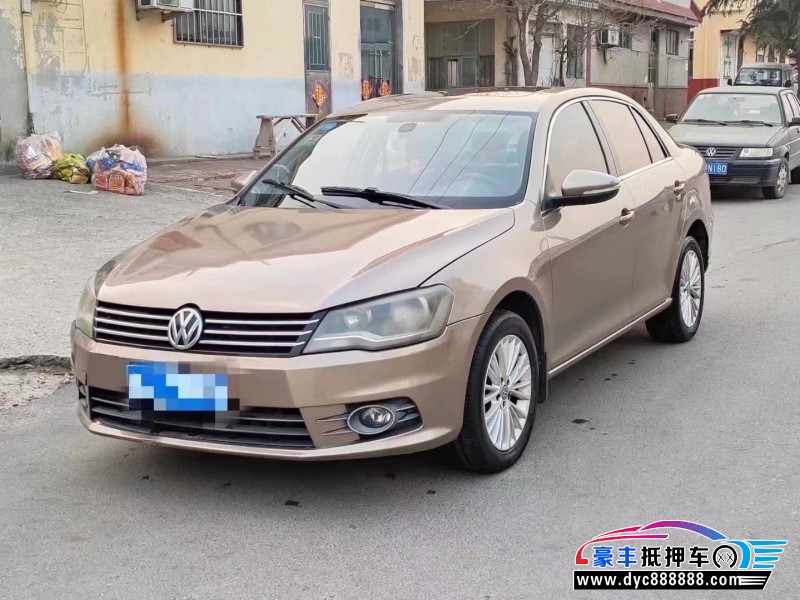 13年大众宝来轿车抵押车出售