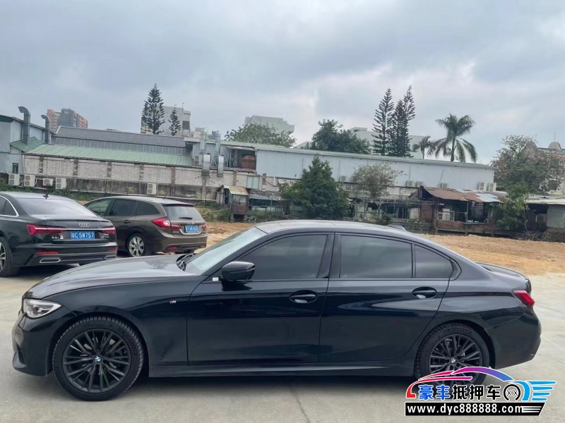 22年宝马3系轿车抵押车出售