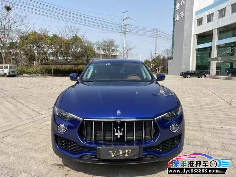 18年玛莎拉蒂莱万特轿车抵押车出售