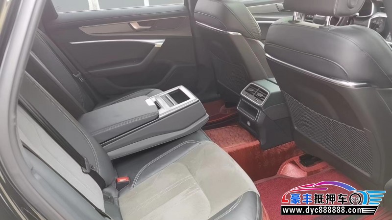 20年奥迪A6轿车抵押车出售