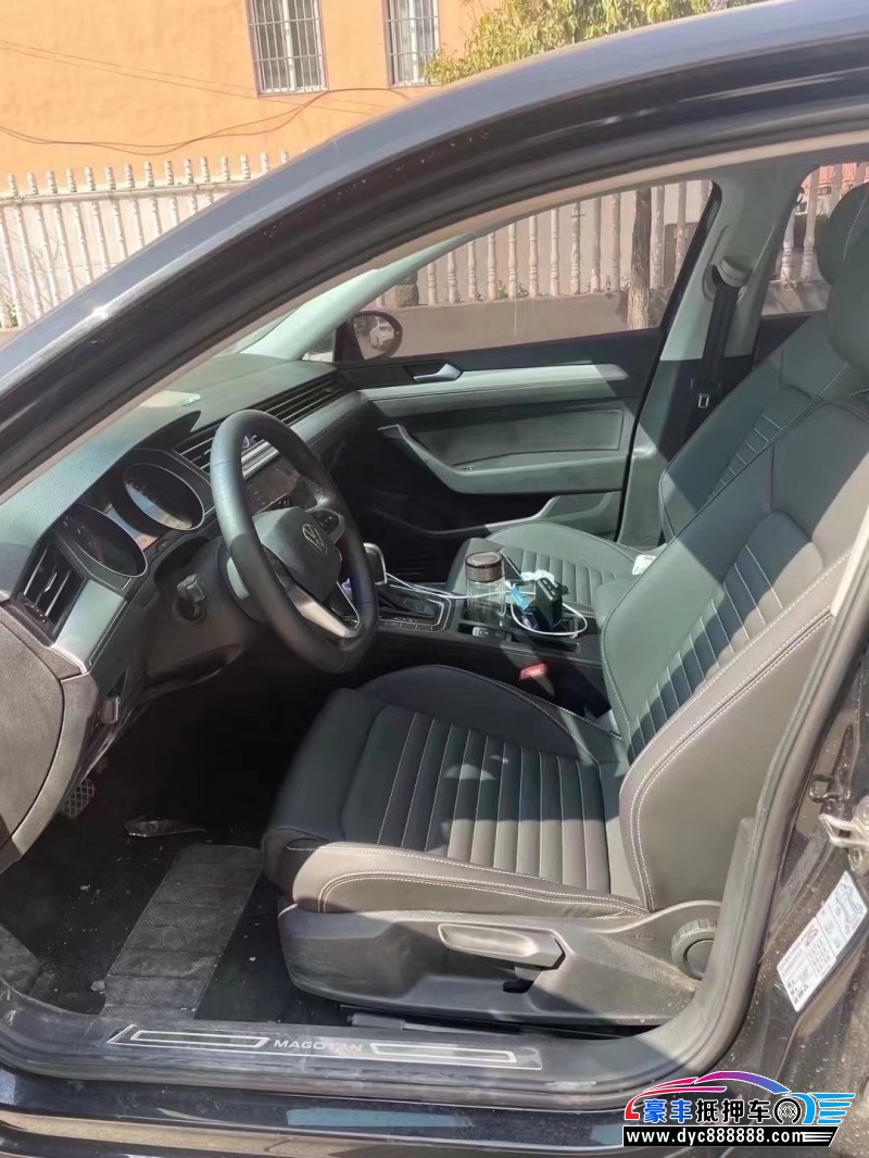 21年大众迈腾轿车抵押车出售