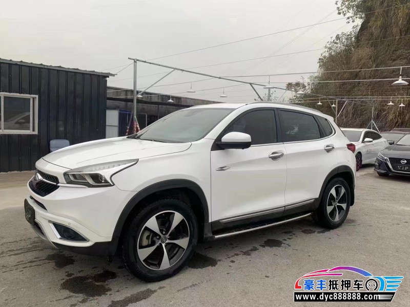 17年奇瑞瑞虎7轿车抵押车出售