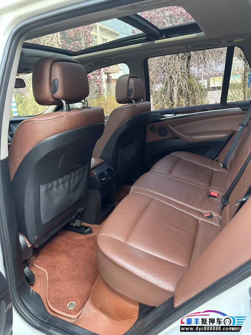 13年宝马X5SUV抵押车出售