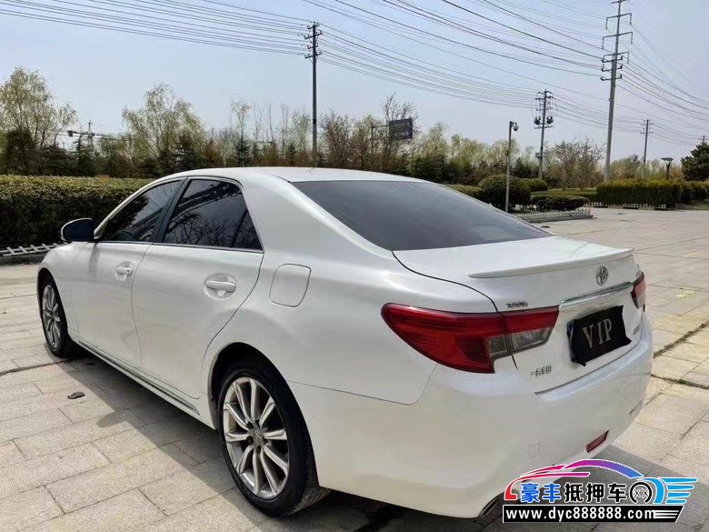 15年丰田锐志轿车抵押车出售