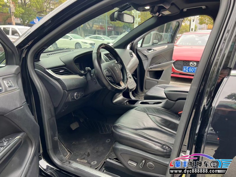 17年林肯MKC轿车抵押车出售