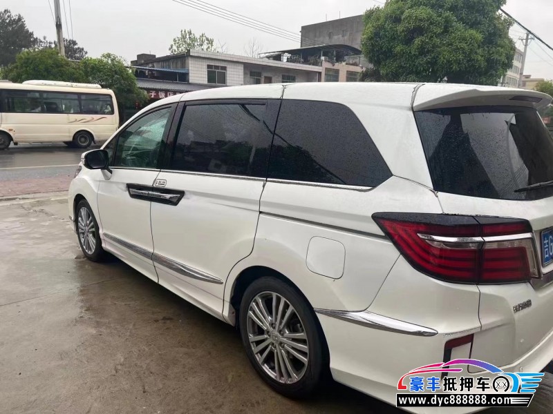 17年本田艾力绅轿车抵押车出售