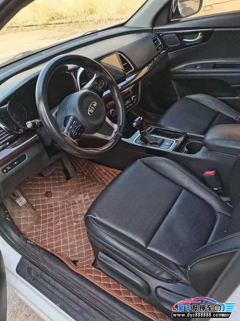 15年起亚K4轿车抵押车出售