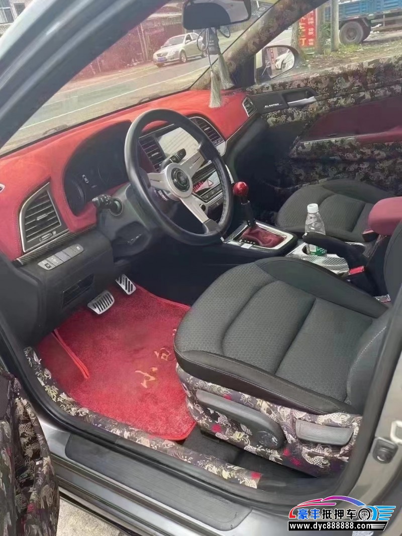 16年现代领动轿车抵押车出售