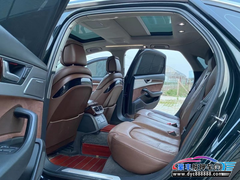 11年奥迪A8轿车抵押车出售