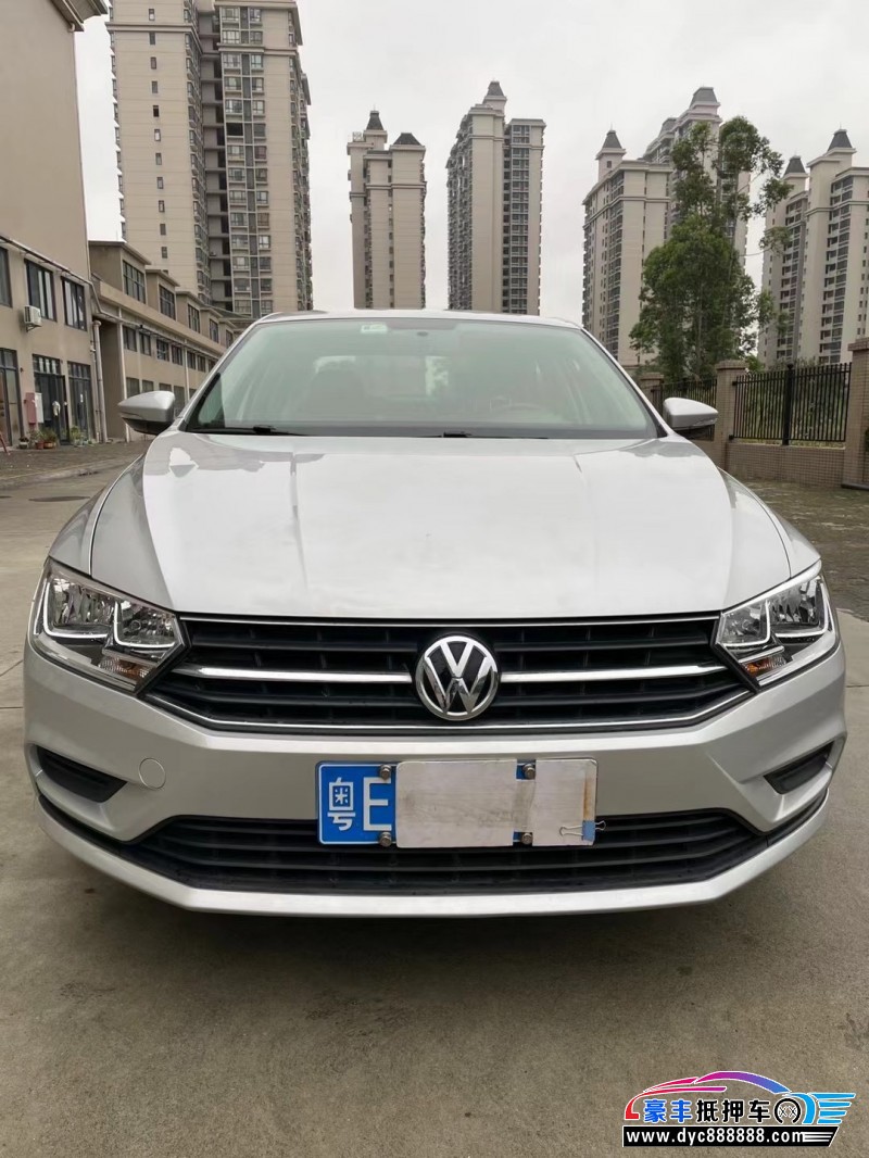 20年大众宝来轿车抵押车出售