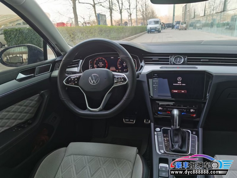 23年大众迈腾轿车抵押车出售