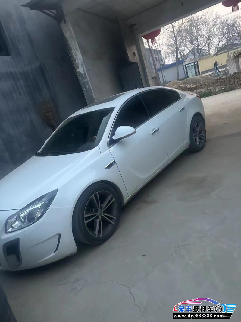 13年别克君威轿车抵押车出售