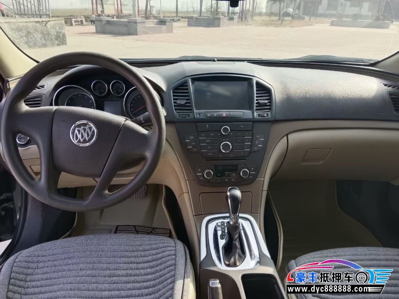 13年别克君威轿车抵押车出售