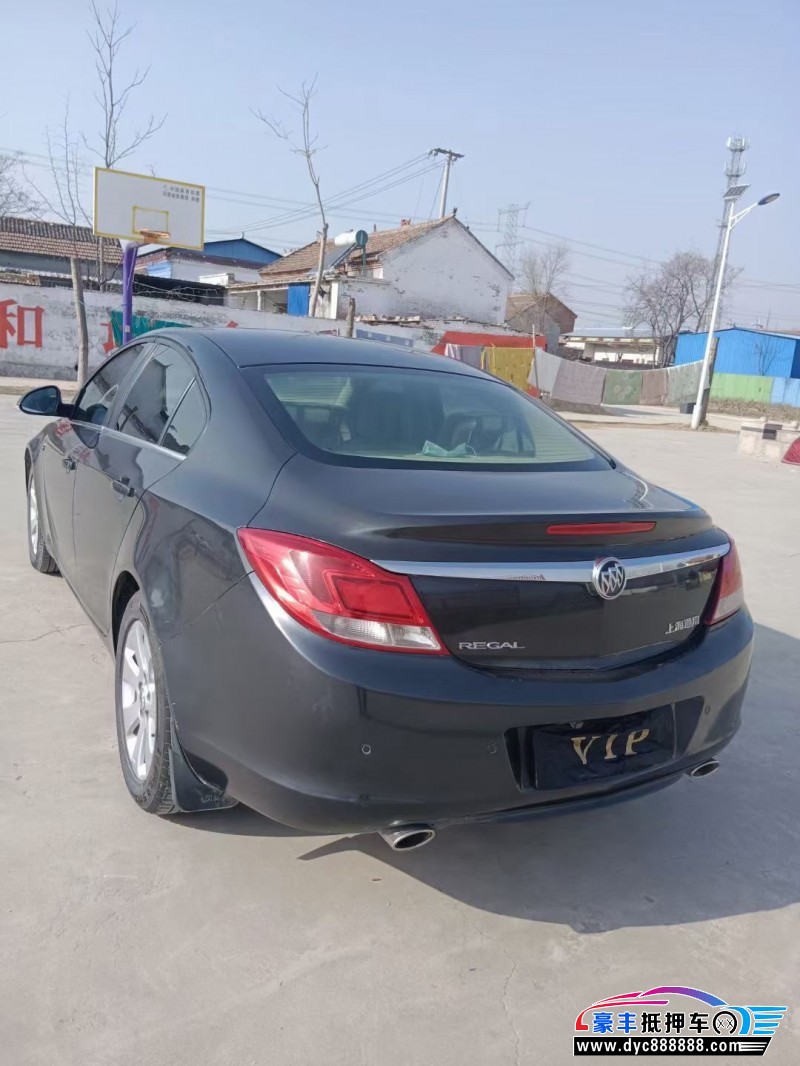 13年别克君威轿车抵押车出售