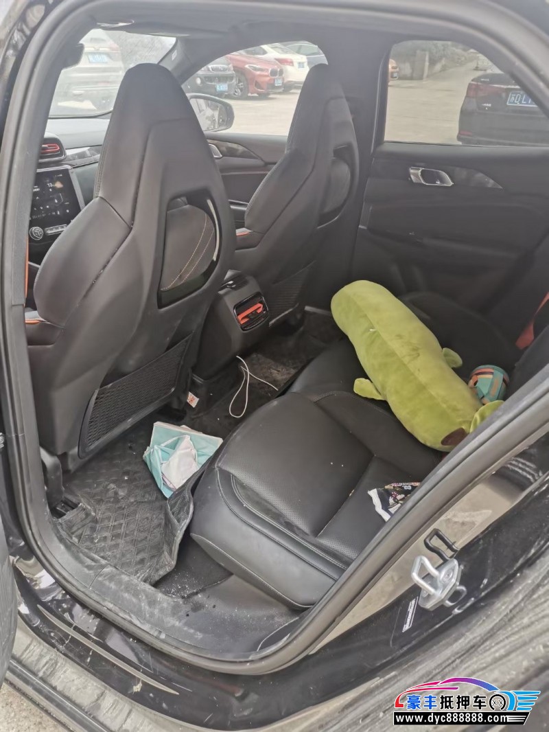 21年领克02轿车抵押车出售