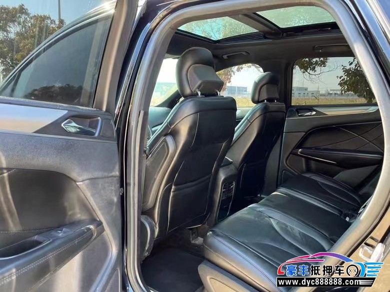 16年林肯MKC轿车抵押车出售