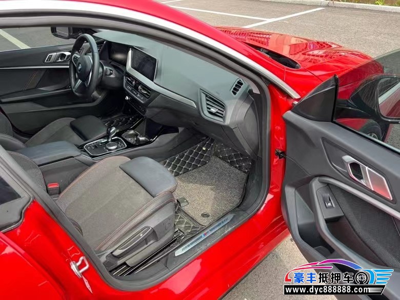 21年宝马2系轿车抵押车出售