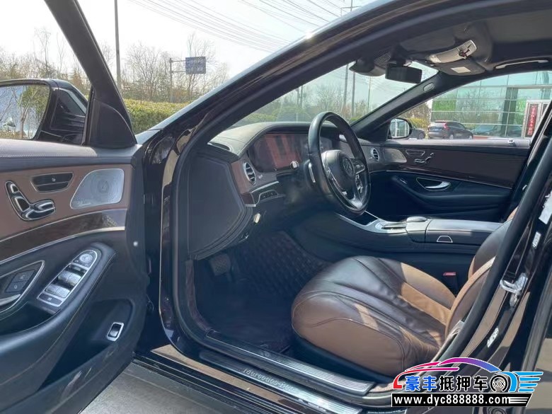 19年奔驰S轿车抵押车出售