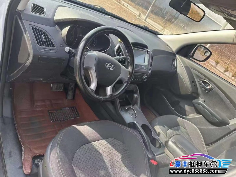 16年现代ix35SUV抵押车出售