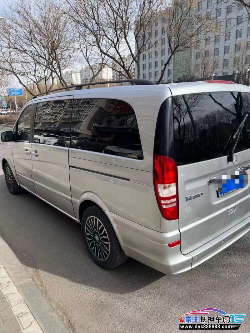 12年奔驰唯雅诺MPV抵押车出售