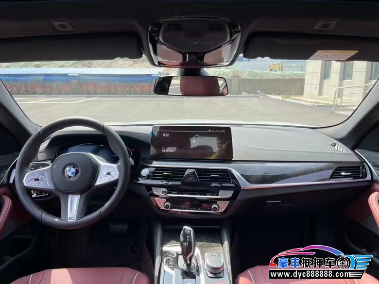 23年宝马5系轿车抵押车出售