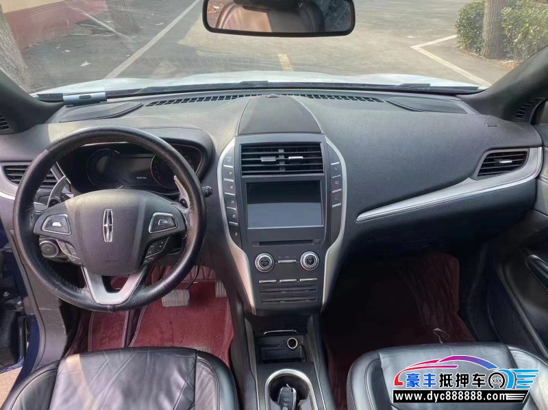 17年林肯MKC轿车抵押车出售