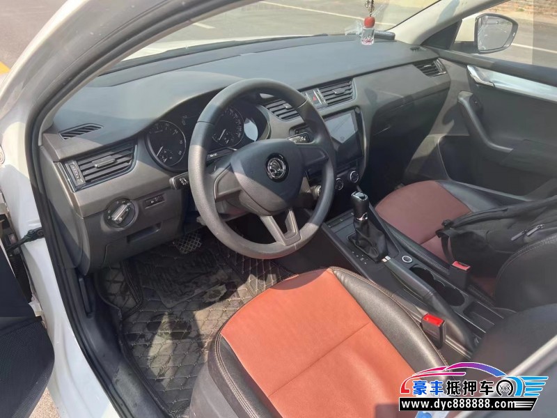 16年斯柯达明锐轿车抵押车出售