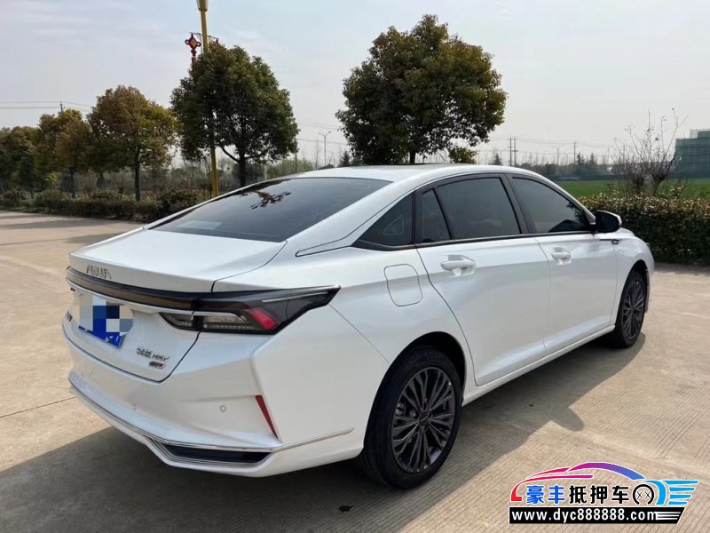 23年东风风神奕炫轿车抵押车出售