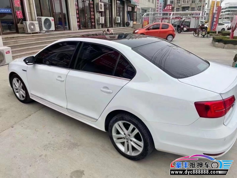 17年大众速腾轿车抵押车出售