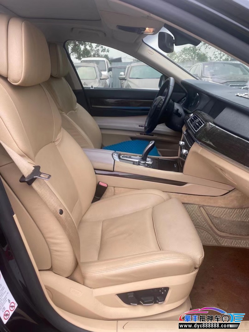 09年宝马7系轿车抵押车出售